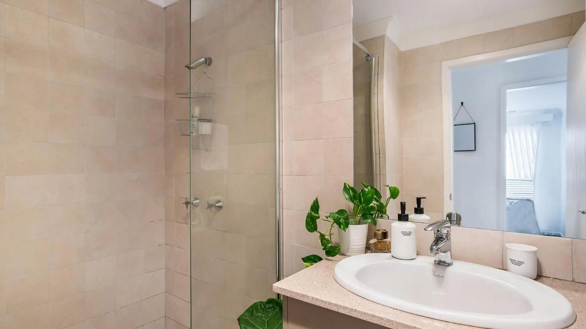 A Perfect Stay - Banjos On Paterson Byron Bay Avustralya
